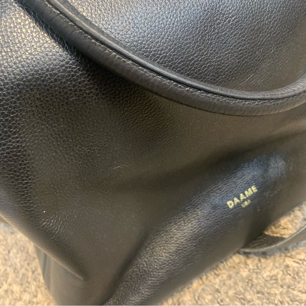 DAAME USA Large Pebbled Leather Laptop Crossbody Bag - Picture 12 of 16